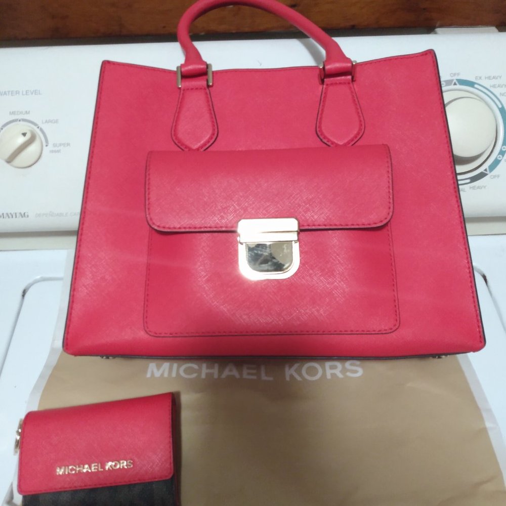 Pocketbook - Picture 3 of 3